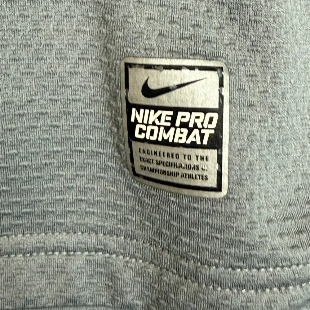 Nike Pro Combat Shirt Mens Small Grey Hyperwarm Shield Fitted Long Sleeve DriFit